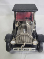 Vintage 1917 Model T Ford AM Transistor Radio MI Japan WORKS