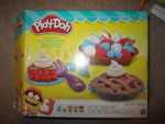 Excellent Condition Playful Pies Play-Doh with Mod Set