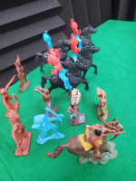 Plastic Toy Covered Wagon with Wild West Figures