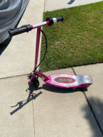 ELECTRIC RAZOR SCOOTER E100 SERIES