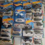 Hotwheels Bunch of Hotwheels all New Unopened 200