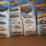 Hotwheels Bunch of Hotwheels all New Unopened 200