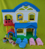 Retired Fisher Price Little People Busy Day Home Toy