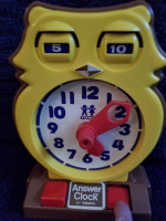 Tomy Owl Answer Clock