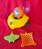 Octonauts Gup D Playset Vehicle w/ Captain Barnacles Set  Toy