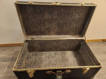GAMES/ CLASSIC/ WITH CHEST