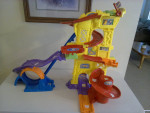 Pit stop toy