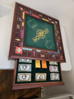 Monopoly deluxe edition