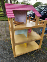 GIANT Dollhouse for Barbies w/Furniture KidKraft on Wheels