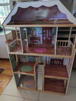 KidKraft Doll House