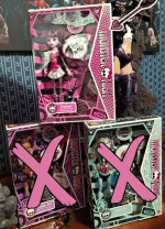 2022 Monster High Draculaura Creeproduction Doll NIB