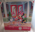 Jigsaw puzzle 200 piece Daisy Duck and Minnie Mouse