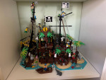 LEGO Pirates Of Barracuda Bay | Complete | Display | Mint (21322)