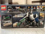 LEGO Emerald Night train (retired 2009)