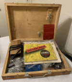vintage 1950s Lionel Construction Kit Erector Set w/ Manual & Motor