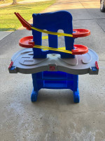 Step2 hot wheels road rally raceway play table