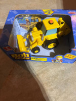 new in box 2000 Bob the Builder small talking vehicle scoop