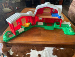 VTG Fisher Price Little People Foldable Farm Barn