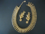 70's signed Monet choker & earrings