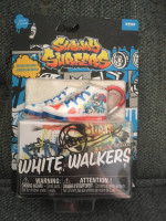 Subway Surfers Fresh Kicks - White Walkers