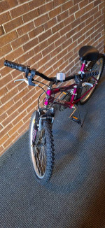 24" inch Huffy Bike (Read)