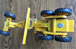JOHN DEERE YELLOW TOY ROAD GRADER