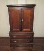 AMERICAN GIRLS DOLL's WOOD ARMOIRE - 1990's