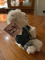 SHAKESPEAREAN CHARLIE BEAR, CJ LOTSA LOVE BEAR, HUGME STUFFED DOG