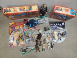 Action Figures Star Wars Stargate Hook Beatles Kenner lot lightsabers