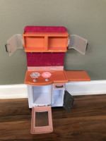 Journey Girls Deluxe 18” Doll/Barbie dolls Kitchen