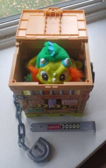 Crate Creature Surprise Sizzle  Free your beast trapped in the Crate.