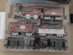 NEW Lionel North Pole Central Lines Ready to Play Train Set 7-11729