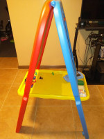 Crayola easel with Chalkboard and Whiteboard