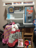 Little Tikes Step2 Lifestyle Custom Kitchen