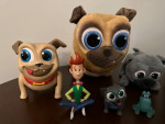 Puppy dog pals show plush and action figures lot 1