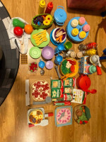 Play kitchen and so many accessories