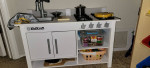 Play Kitchen