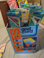 Lot of 32 Individually Packaged Kites $50