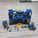 Imaginext Batman Playset Cave & Extras (Fisherprice)