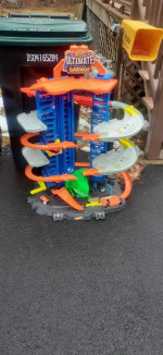 Hot Wheels Ultimate Garage