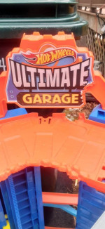Hot Wheels Ultimate Garage