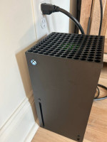Xbox series X 1TB w controller and headset