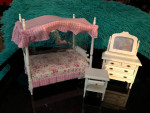 Dollhouse bedroom set