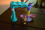 Littlest Pet Shop (LPS)  twirl around playset monkey magic motion