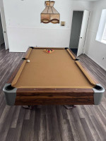 Pool table