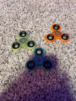 glow in the datk figet spinners