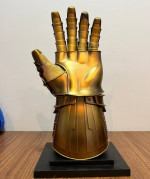Infinity Gauntlet Metal Replica 1/1 Scale