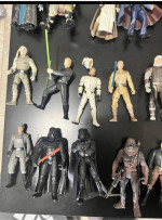 Lot of 32 - 1995 Star Wars: Power of the Force Action Figures