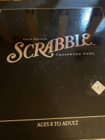 SCRABBLE ONYX EDITION CROSWORD GAME (Excellent )