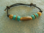 set of 4 friendship bracelets{1 sold}